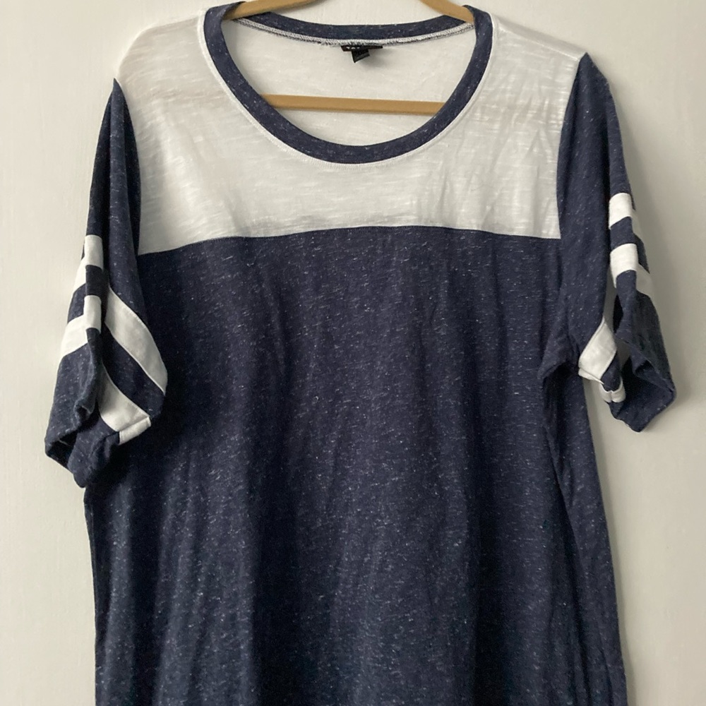 Blue&white Jersey shirt from torrid size 22/24